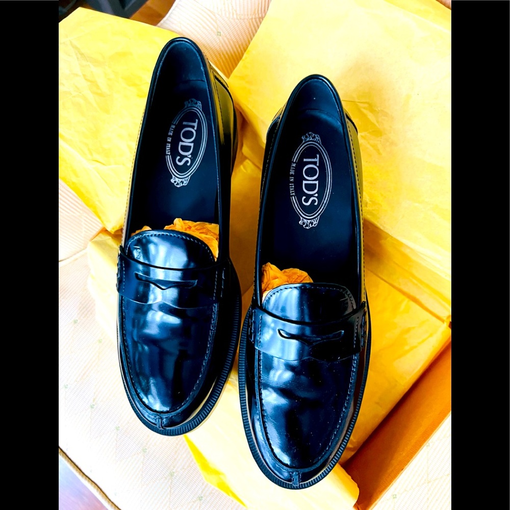 Brand new Tod’s loafters